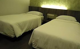 Pari Inn